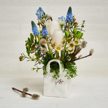 Aranjament-floral-cu-gentuta-ceramica-Aniela-Events|||Aranjament-floral-cu-gentuta-ceramica-Aniela-Events-3